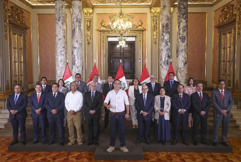 Presidente José Jerí declara estado de emergencia en Lima y Callao por ...