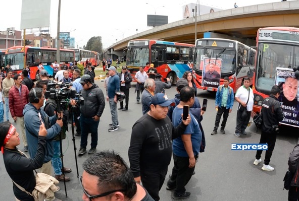 Paro anunciado para el 15 de octubre pierde fuerza y gremios de ...