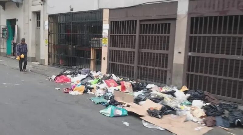 LIMA CONECTA: Basura se acumula en calles de Lima y Callao y afecta a ...